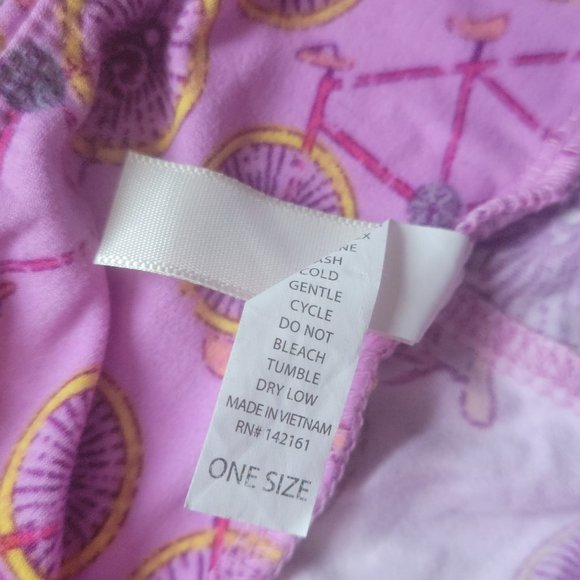OS LuLaRoe Soft Stretchy Leggings Pink Purple Bicycle Print Leggings One Size - Picture 4 of 7